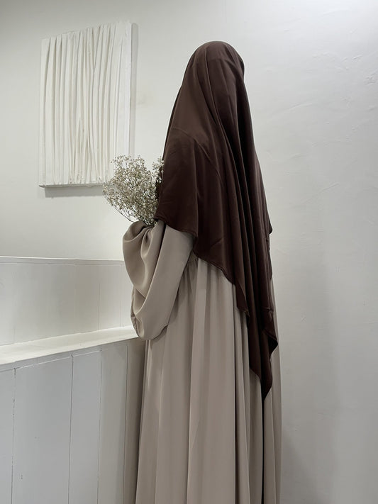 KHIMAR SOIE DE MEDINE COURT [CHOCOLAT]