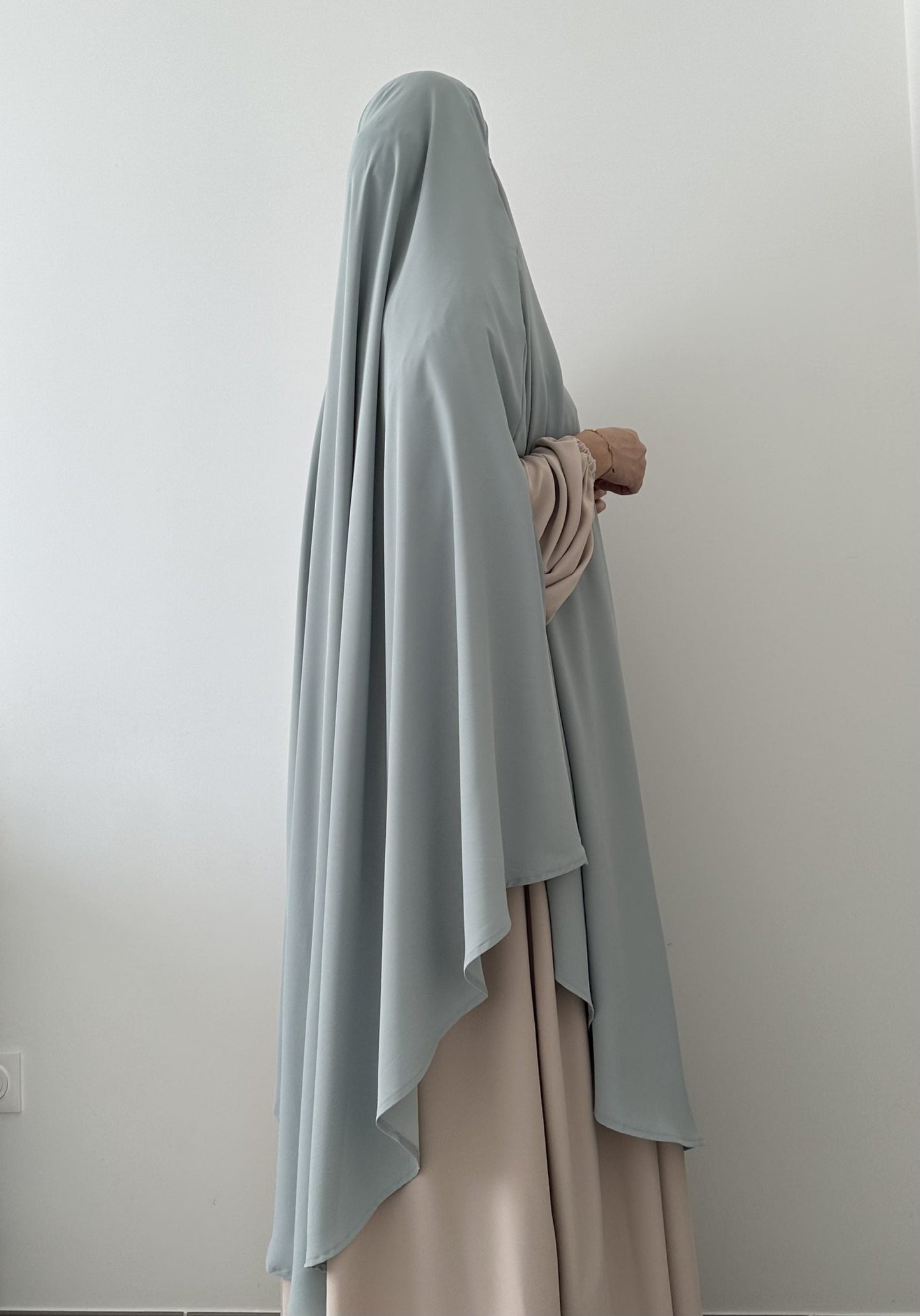 MAXI KHIMAR A FENTES SOIE DE MEDINE [VERT EAU]